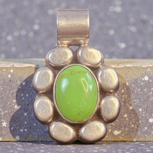 Taxco Jewelry - Taxco Green Stone Pendant